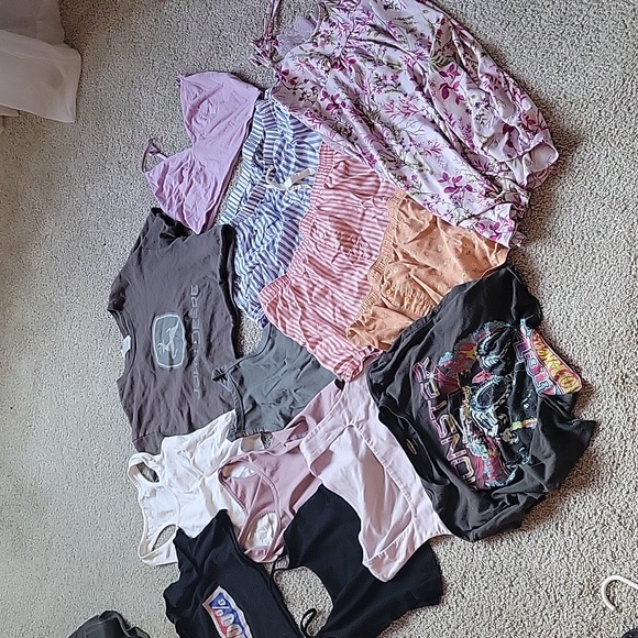 Womens Comfy Bundle!!! - Picture 1 of 4